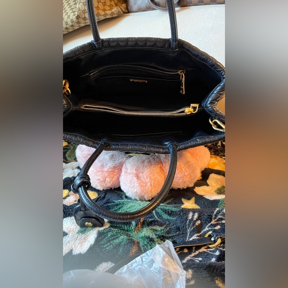 Authentic Miu Miu Matellase Bag - Picture 12 of 12